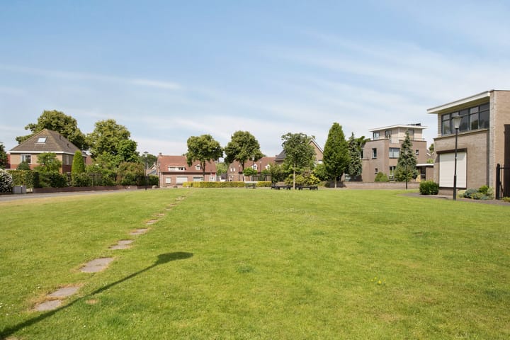 Photo 31 of Strohuls 6