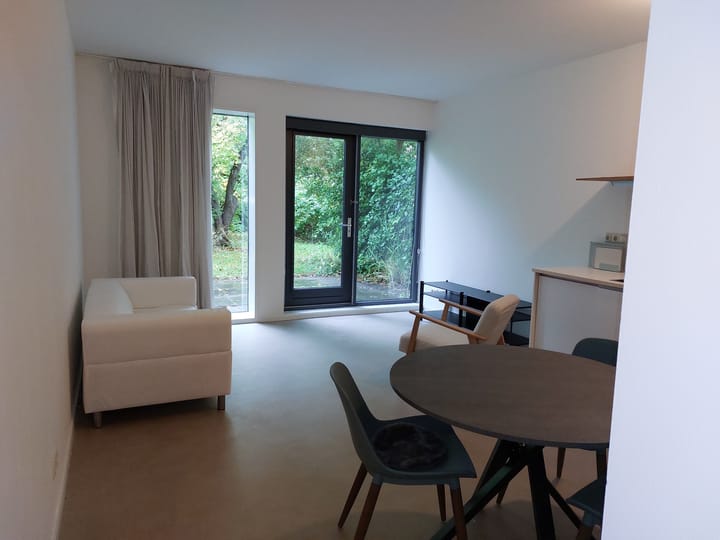 Foto 5 van Helper Westsingel 16-B2