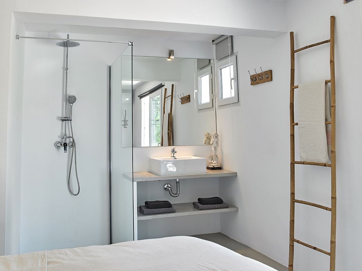 Foto 18 van CALA VADELLA