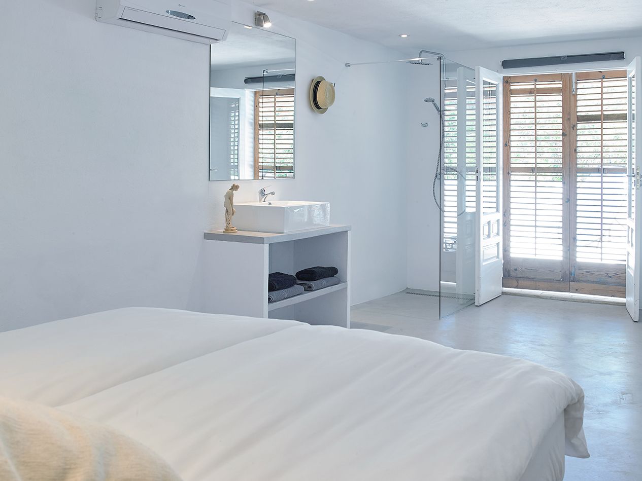 Foto 40 van CALA VADELLA