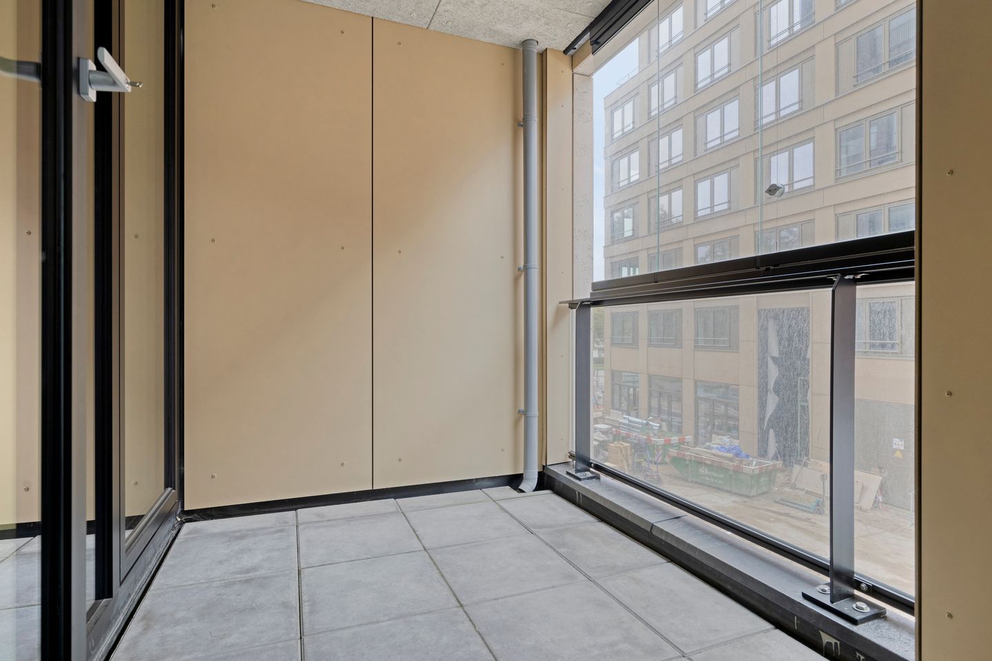 Foto 20 van Dudokstraat 128