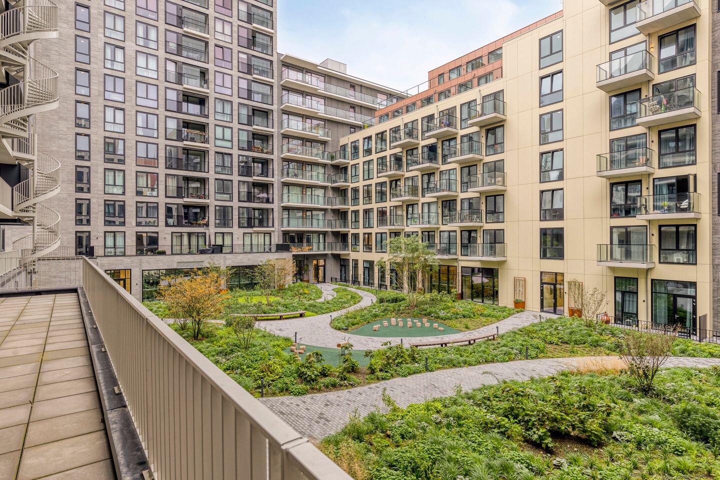 Foto 29 van Dudokstraat 128