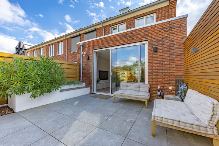 Foto 15 van Kerstanjeburch 1