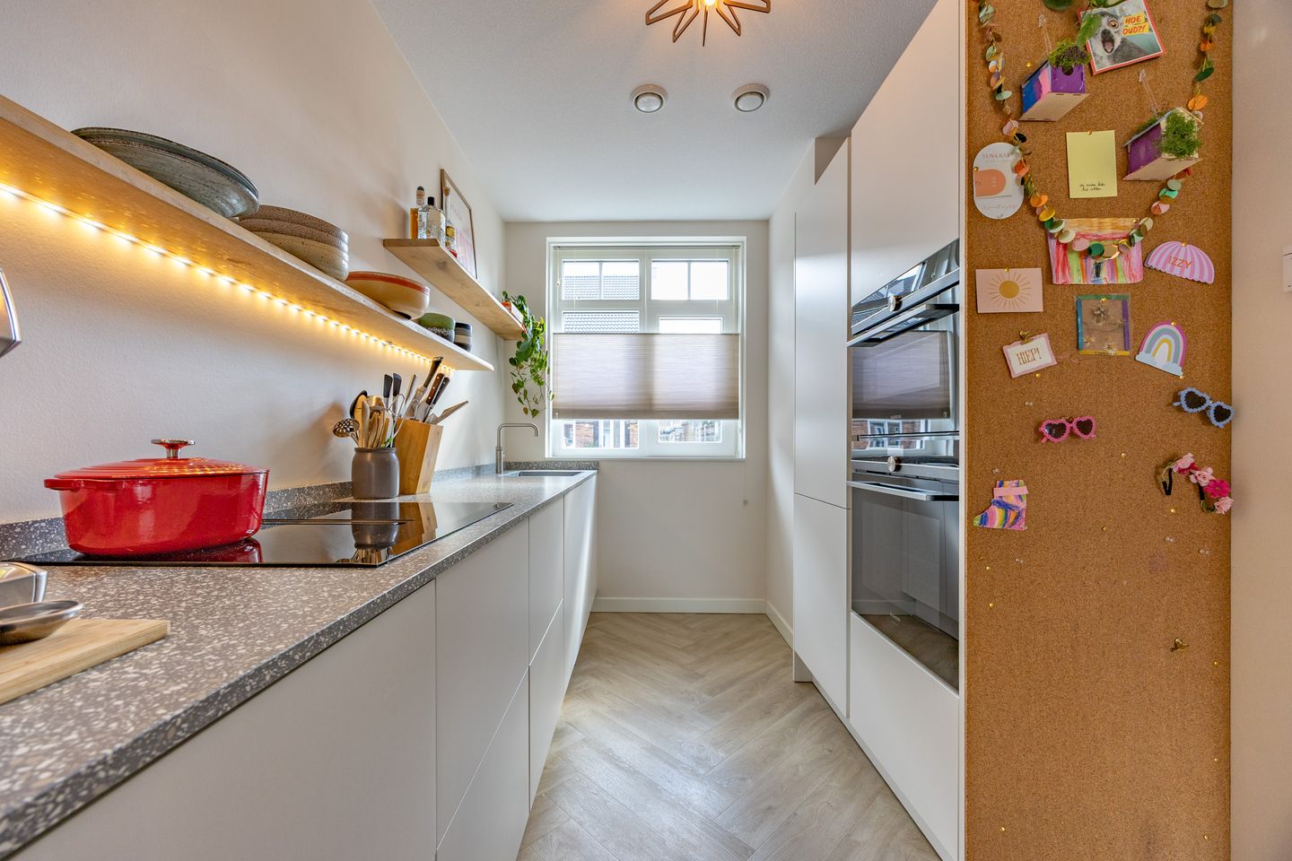 Foto 20 van Kerstanjeburch 1