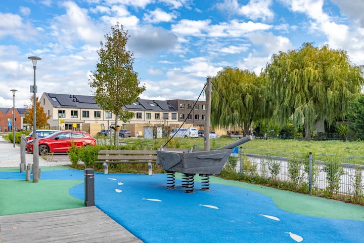 Foto 48 van Kerstanjeburch 1