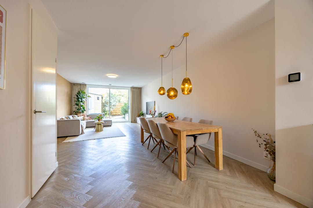 Foto 2 van Kerstanjeburch 1