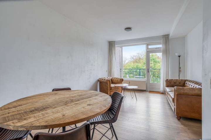 Photo 4 of Via Regia 134-E