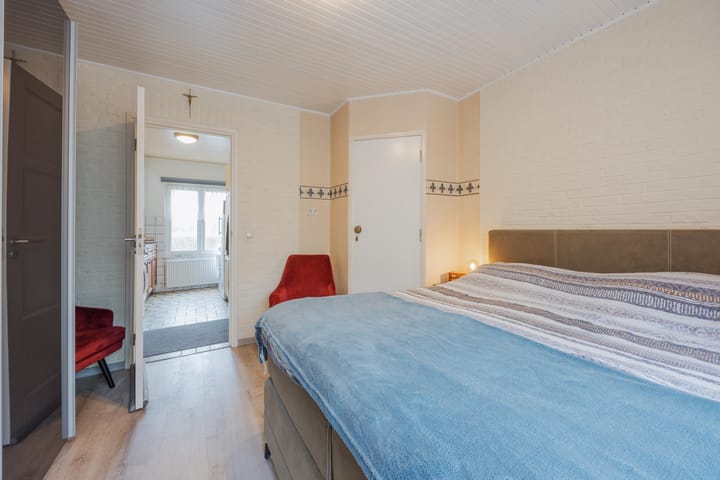 Foto 25 van Vrouwboomweg 1