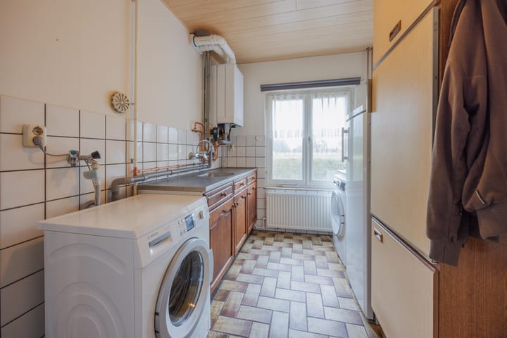 Foto 26 van Vrouwboomweg 1