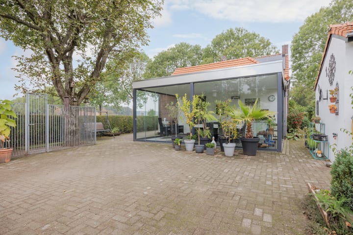 Foto 45 van Vrouwboomweg 1