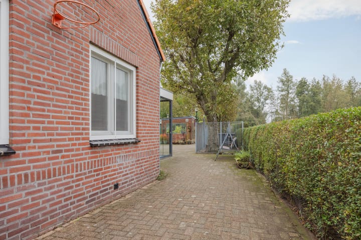 Foto 61 van Vrouwboomweg 1