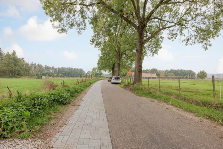 Foto 63 van Vrouwboomweg 1