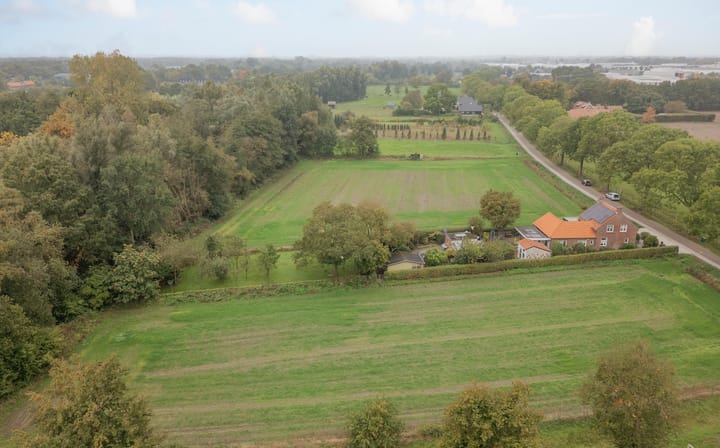 Foto 2 van Vrouwboomweg 1