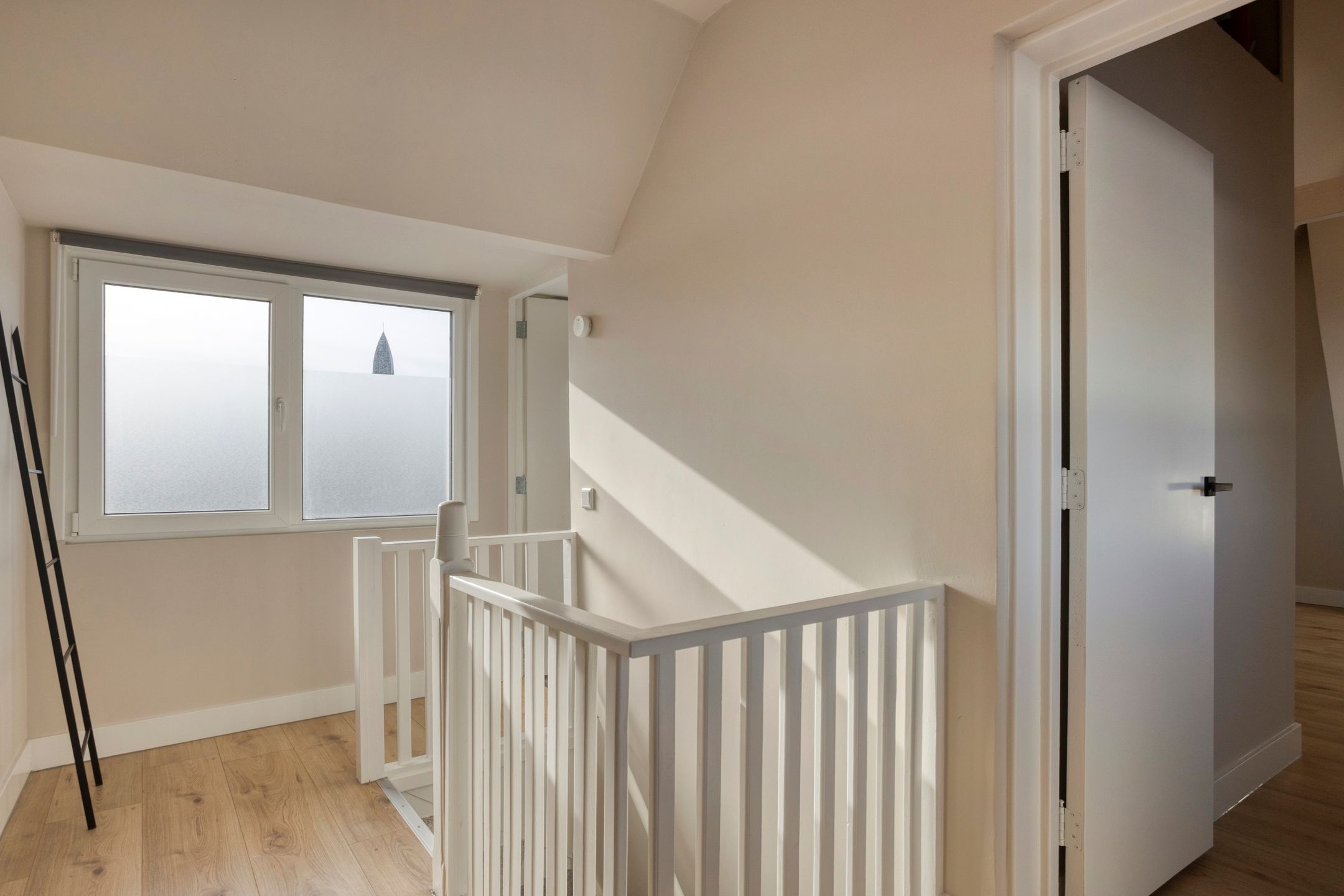 Foto 15 van Houtstraat 20-B