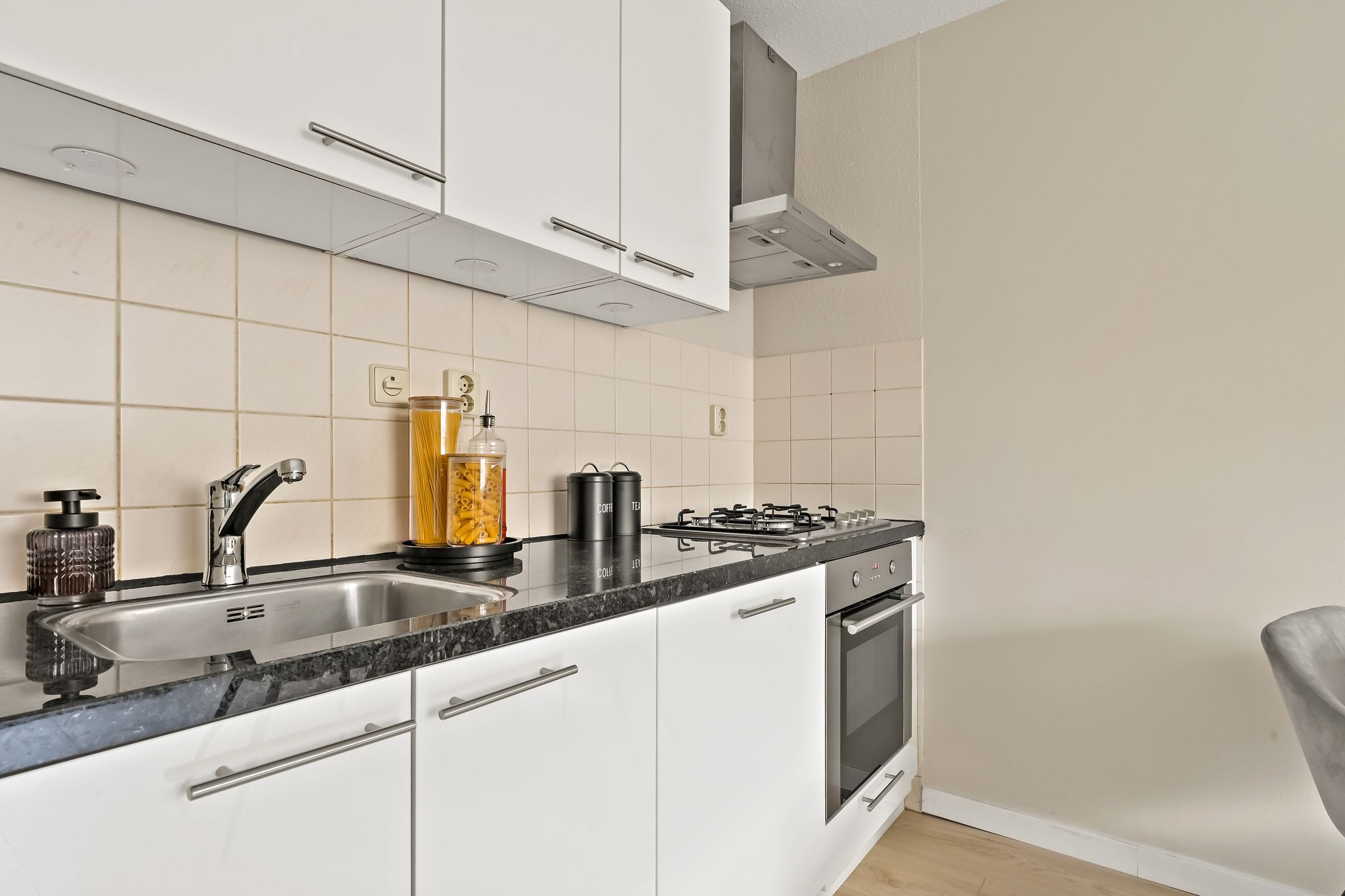 Foto 15 van Ingenhouszstraat 1