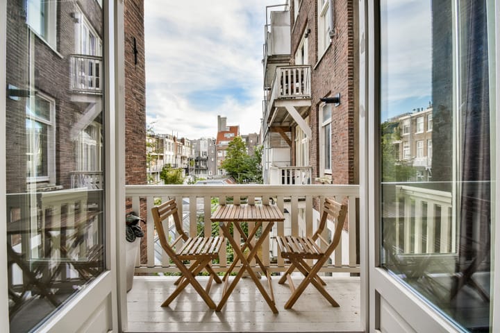 Foto 20 van De Genestetstraat 17-2