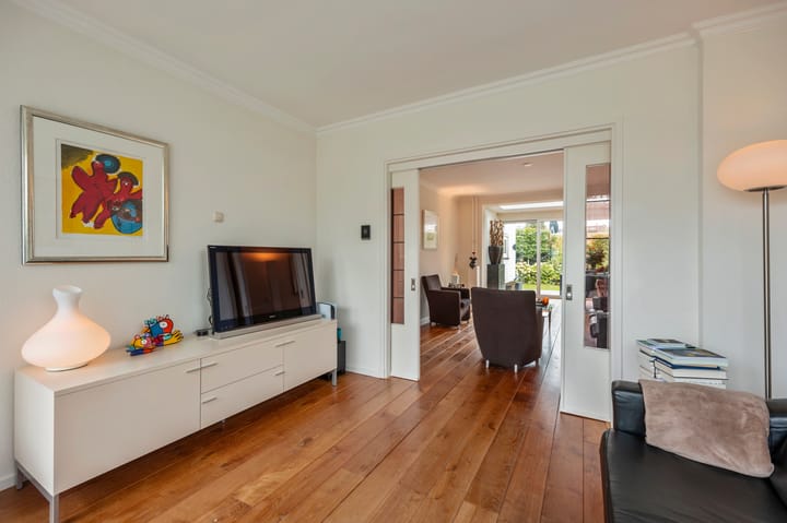 Foto 10 van Emmastraat 42