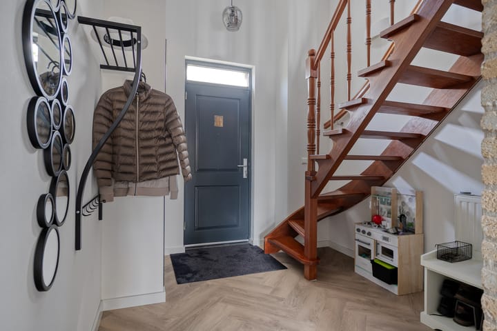 Foto 5 van Molenlaan 9