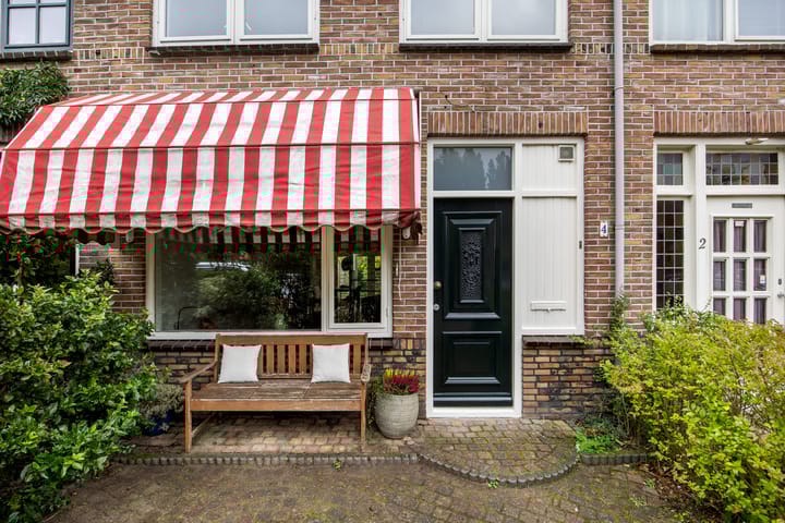 Foto 25 van Bloemveldlaan 4