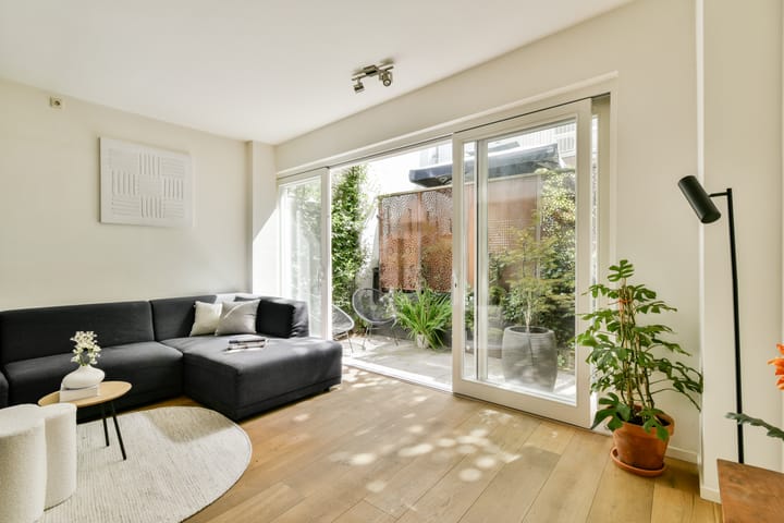 Photo 4 of Bloemstraat 21-A