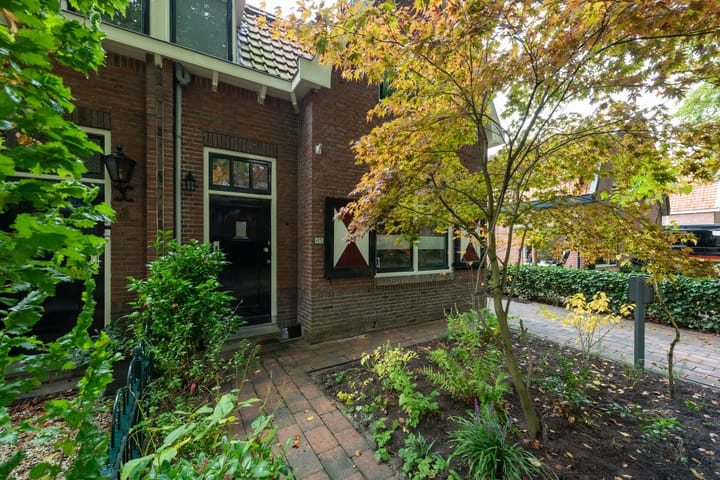 Foto 10 van van Oosthuyselaan 65