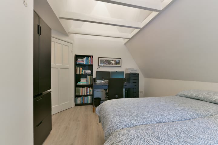 Foto 46 van van Oosthuyselaan 65