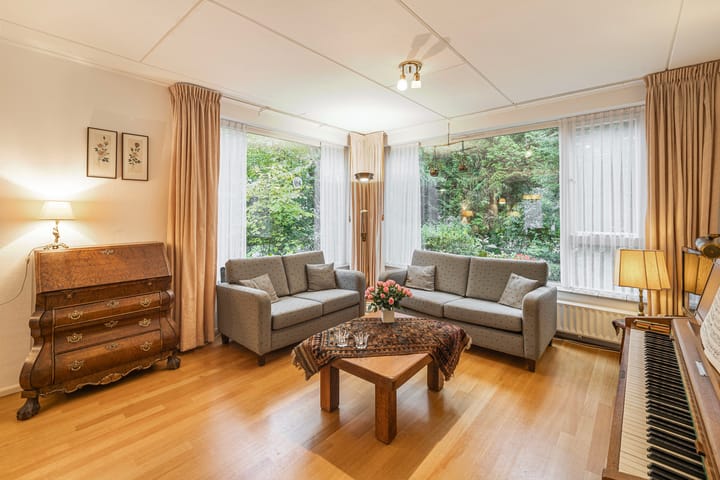 Foto 13 van Prins Bernhardlaan 81