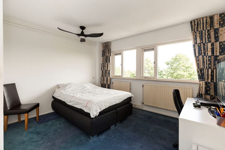 Photo 6 of Dokter van Stratenweg 326