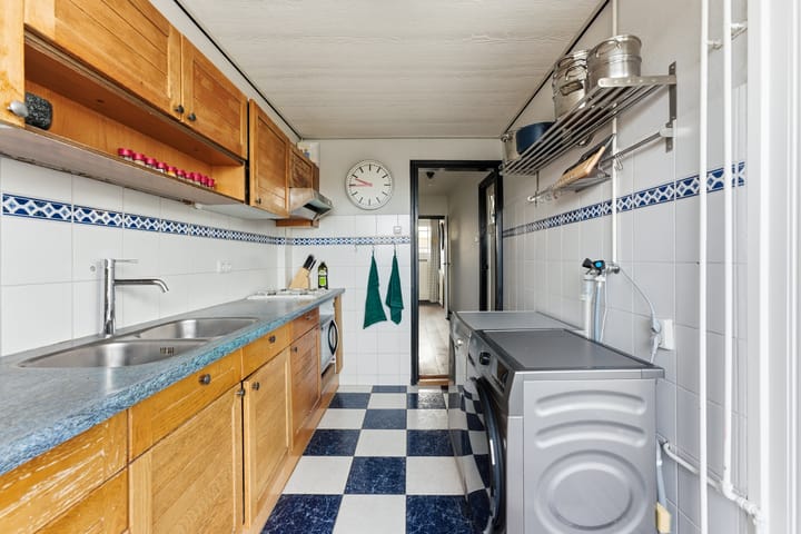 Photo 16 of Meester Bouwmanstraat 12