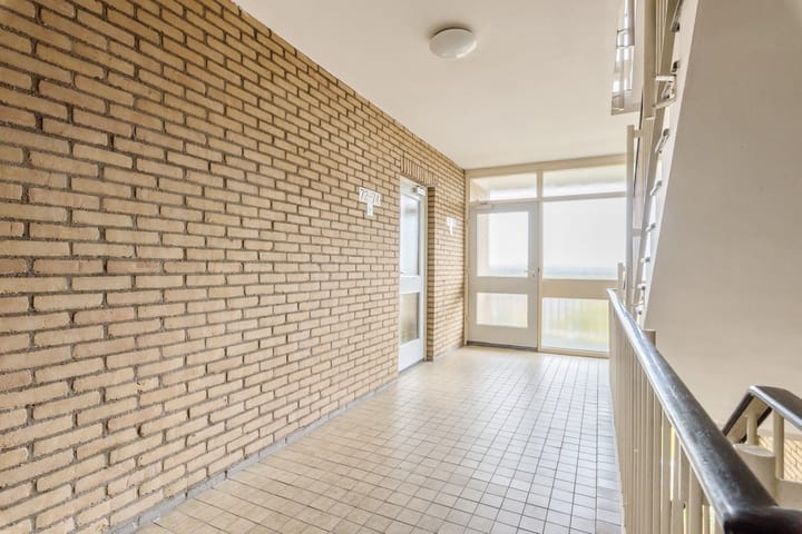 Photo 8 of Henri Dunantplein 72