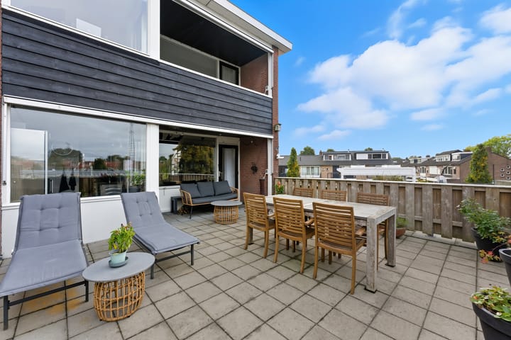 Photo 36 of Meester Bouwmanstraat 12