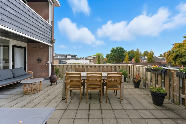 Photo 37 of Meester Bouwmanstraat 12