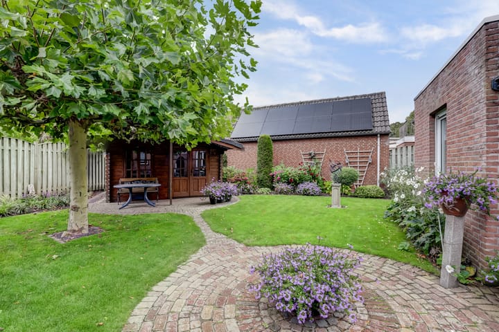 Photo 26 of Lindenlaan 9