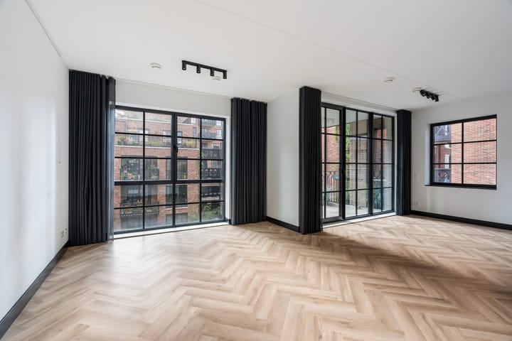 Abraham Tuschinskistraat 67