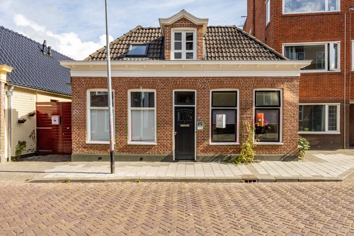 Photo 7 of Moesstraat 25