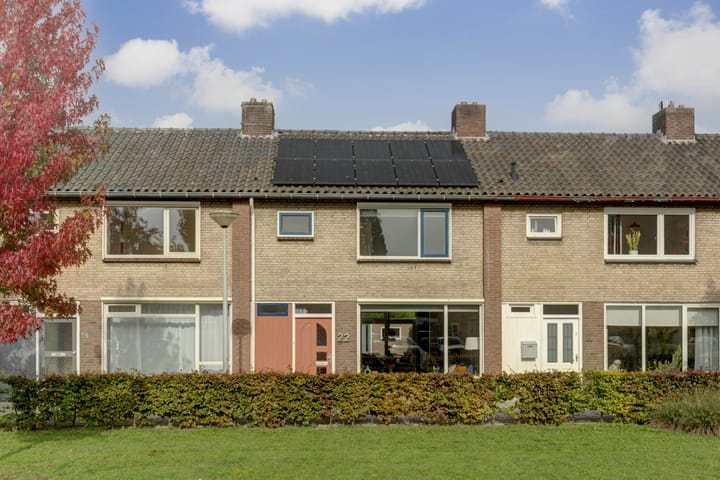 Photo 1 of Van der Duyn van Maasdamstraat 22