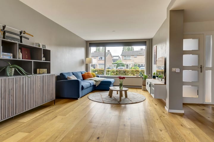 Photo 3 of Van der Duyn van Maasdamstraat 22