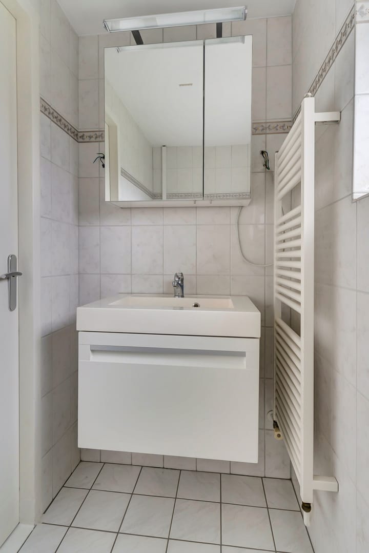 Photo 23 of Van der Duyn van Maasdamstraat 22