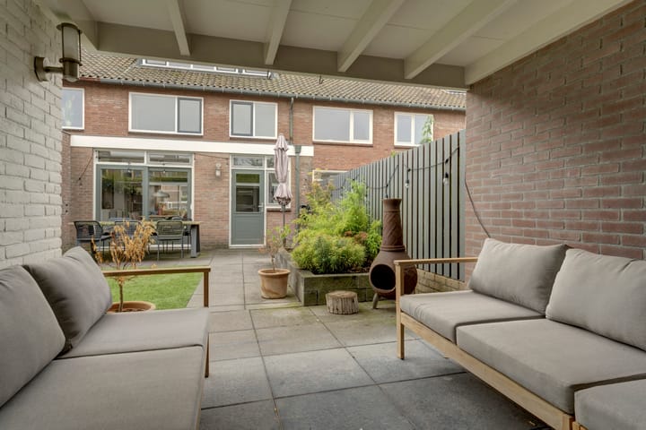 Photo 29 of Van der Duyn van Maasdamstraat 22