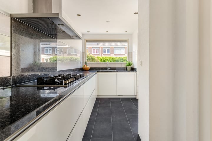 Foto 9 van Henegouwenlaan 8