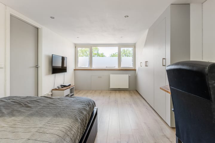 Foto 24 van Henegouwenlaan 8