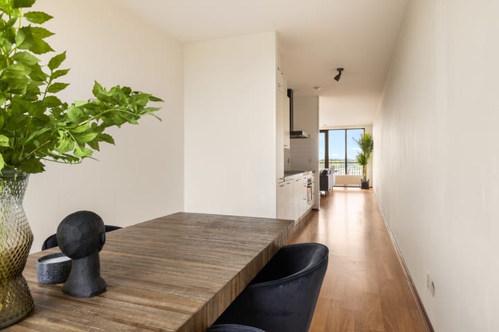 Foto 3 van Titus van Rijnstraat 296