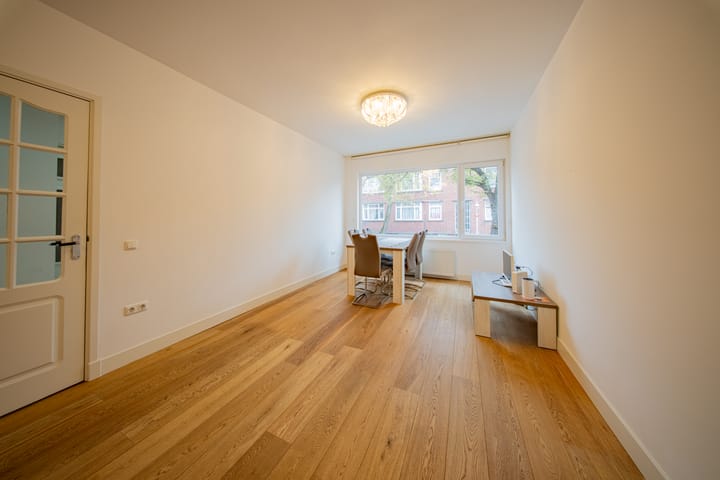 Foto 2 van Linnaeusstraat 106