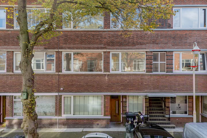 Photo 24 of Linnaeusstraat 106