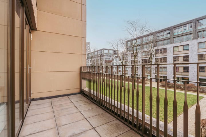 Foto 6 van Titus van Rijnstraat 272