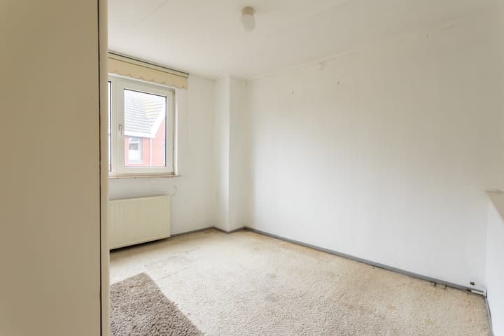 Photo 23 of Julianaweg 2-A