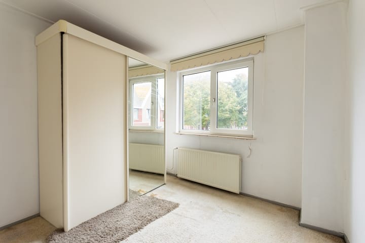 Photo 24 of Julianaweg 2-A