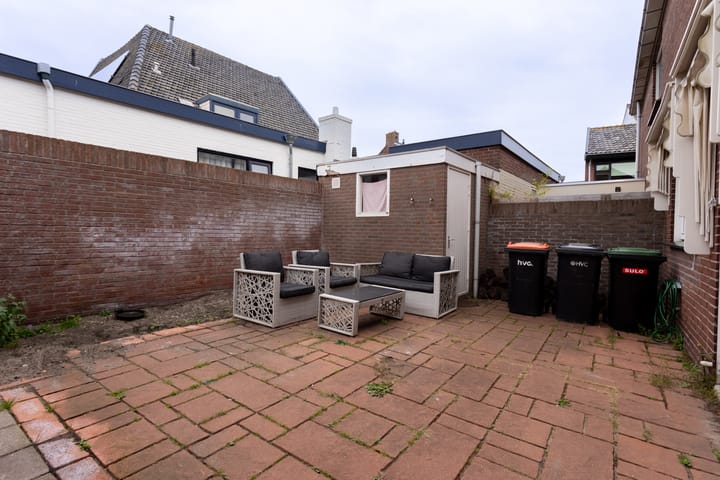 Photo 2 of Julianaweg 2-A