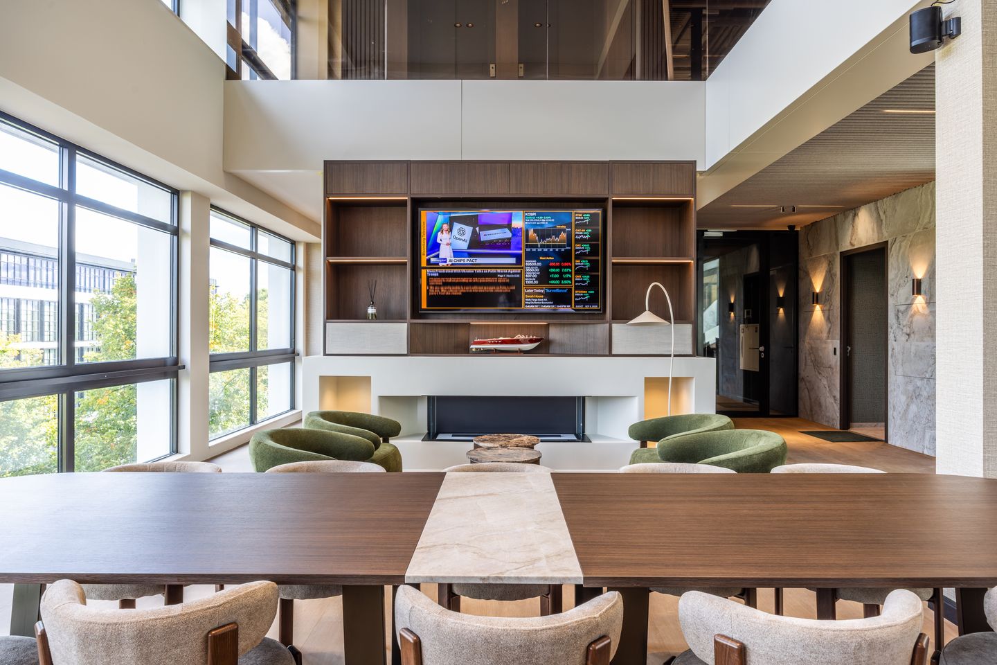 Bekijk foto 5 van Zwaansvliet 1-3