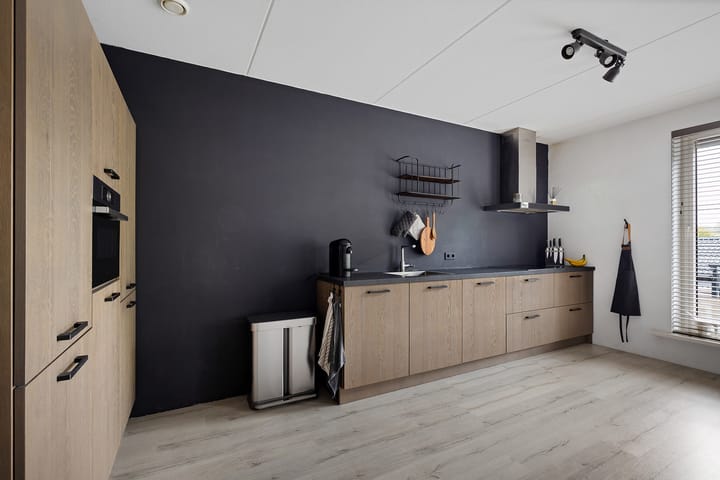 Photo 12 of Vaart ZZ 4-D